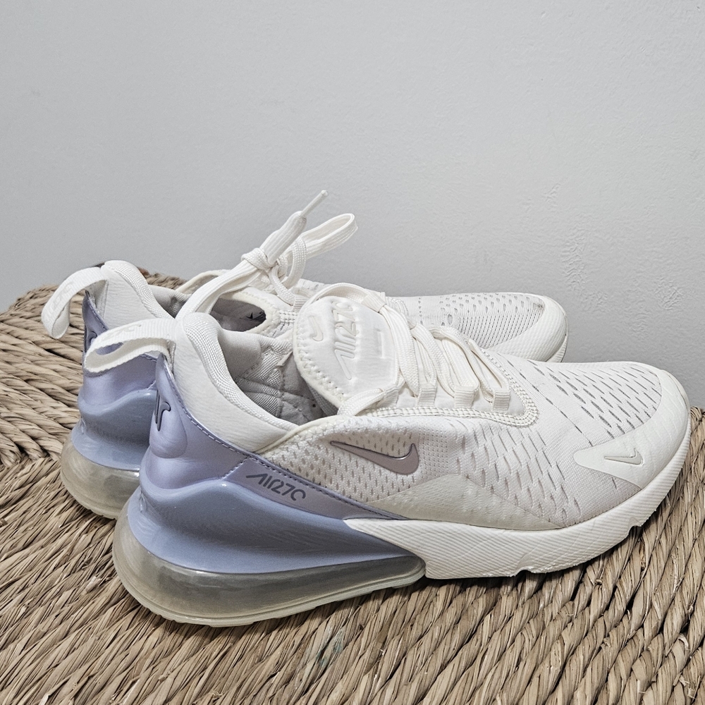 Nike Air Max 270 Women's White with Lavender Size 7.5